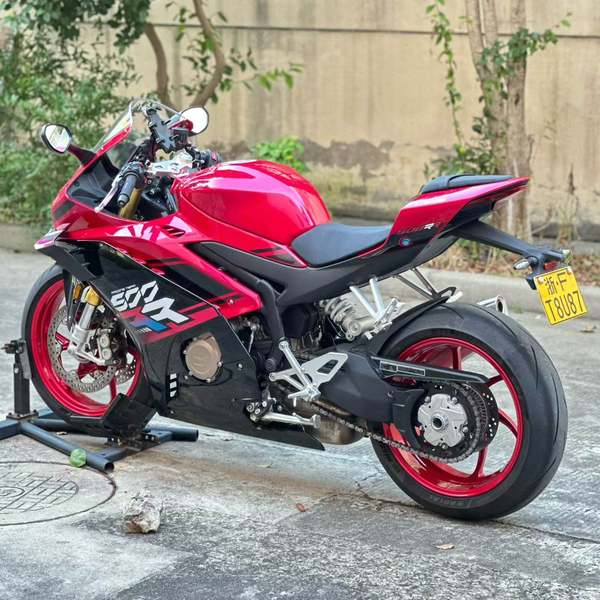 二手张雪机车500RR
