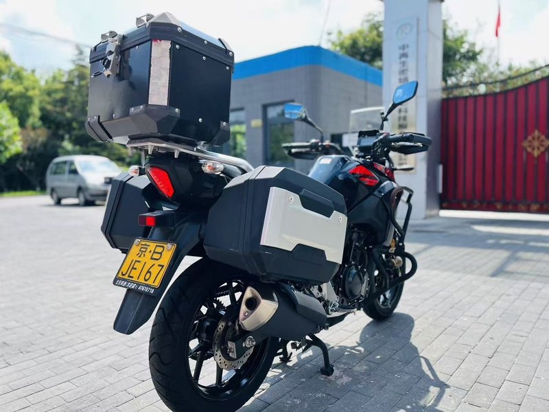 二手豪爵铃木DL250