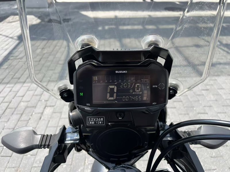 二手豪爵铃木DL250