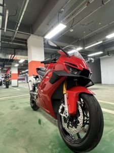 二手张雪机车820RR