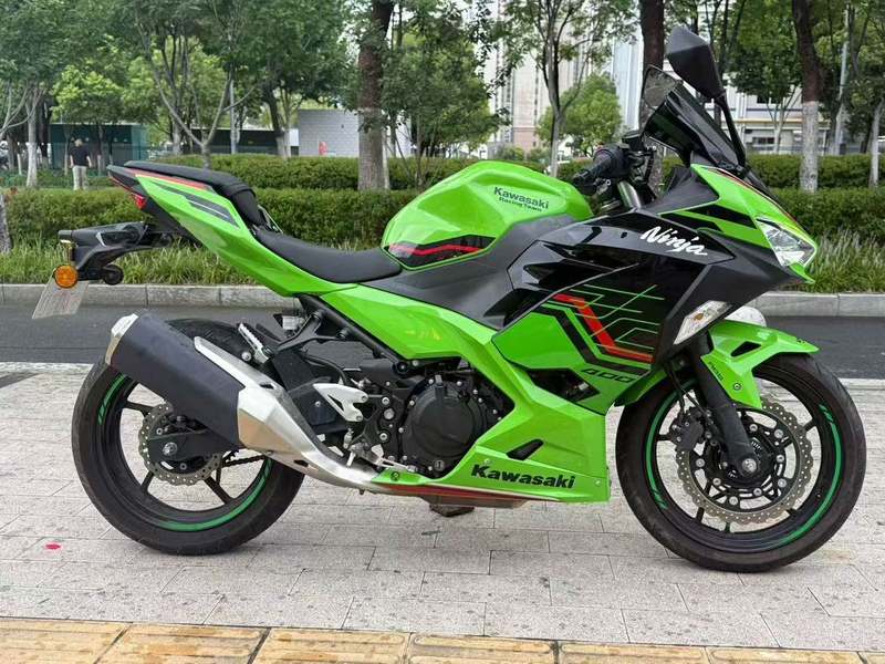 二手川崎Ninja 400