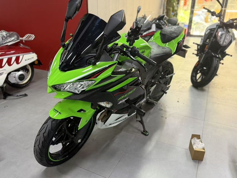 二手川崎Ninja 400
