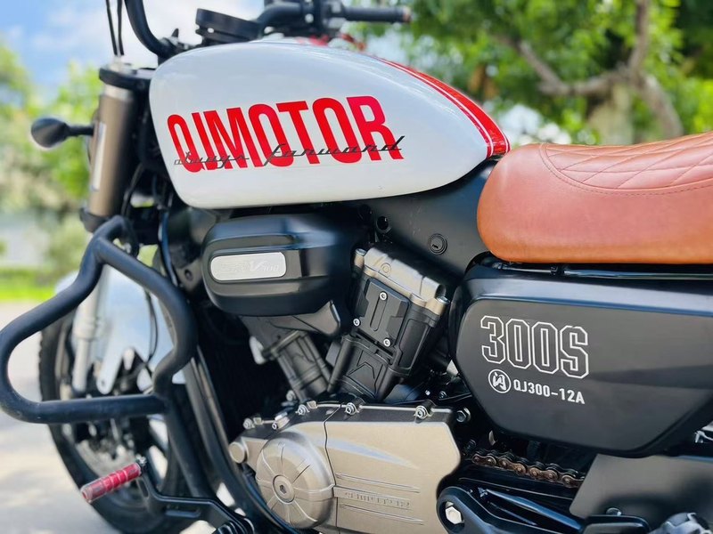 二手QJMOTOR闪300