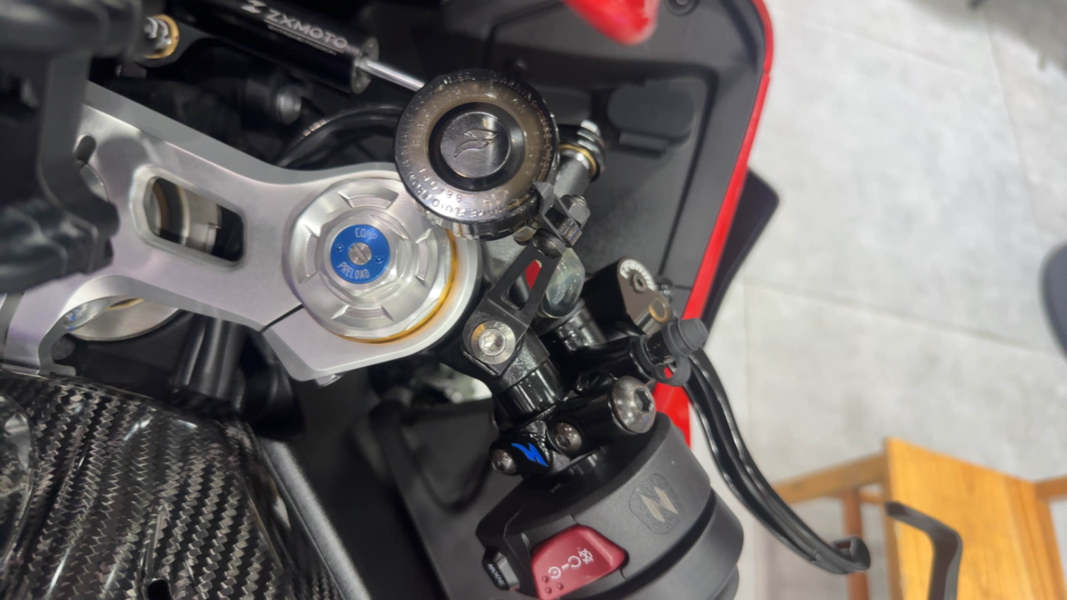 二手张雪机车820RR