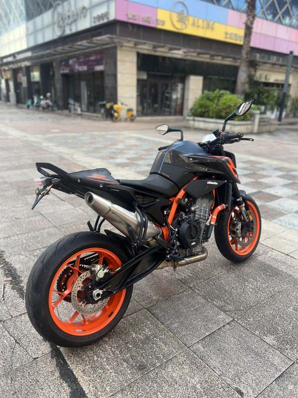 二手KTMR2R890 Duke