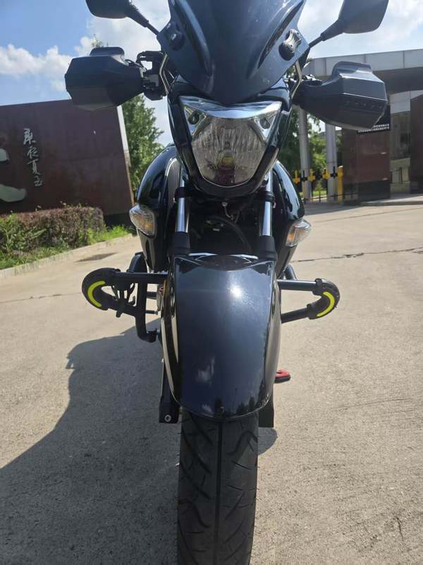 二手豪爵铃木骊驰 GW250