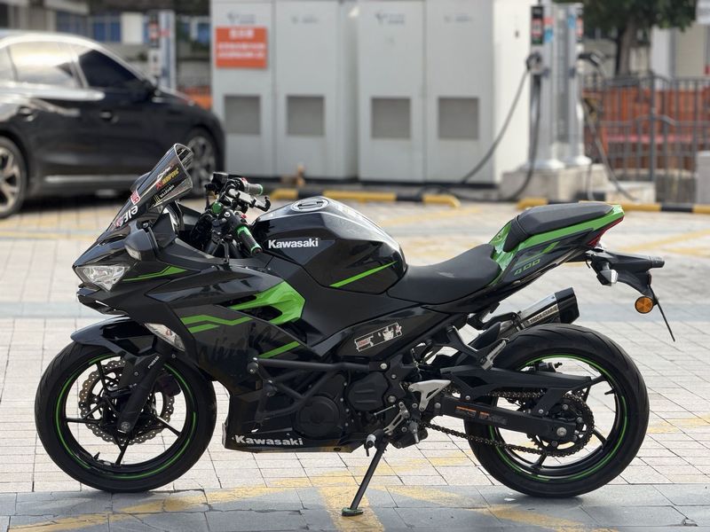 二手川崎Ninja 400