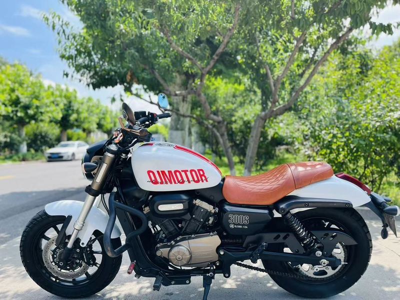 二手QJMOTOR闪300