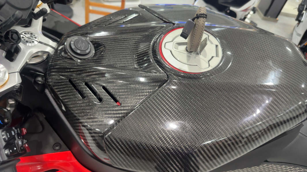 二手张雪机车820RR