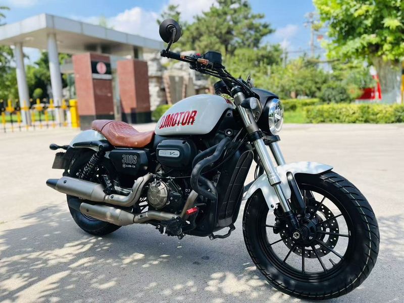 二手QJMOTOR闪300
