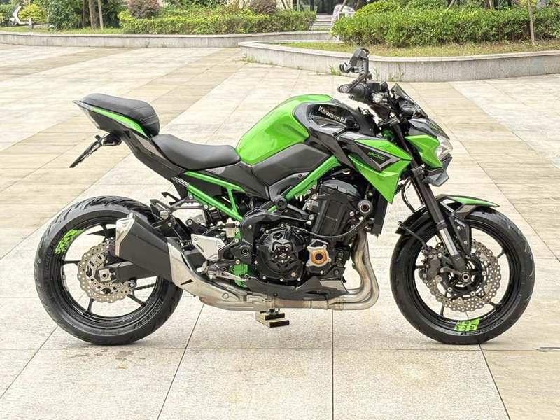 二手川崎Z900