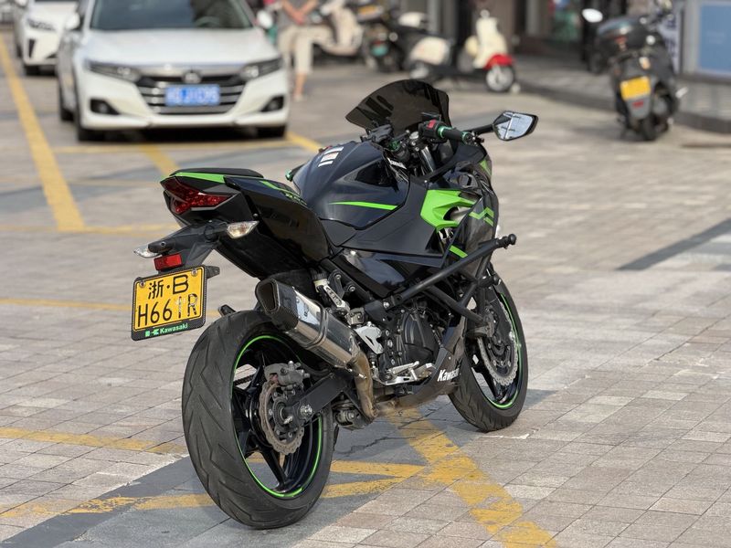 二手川崎Ninja 400