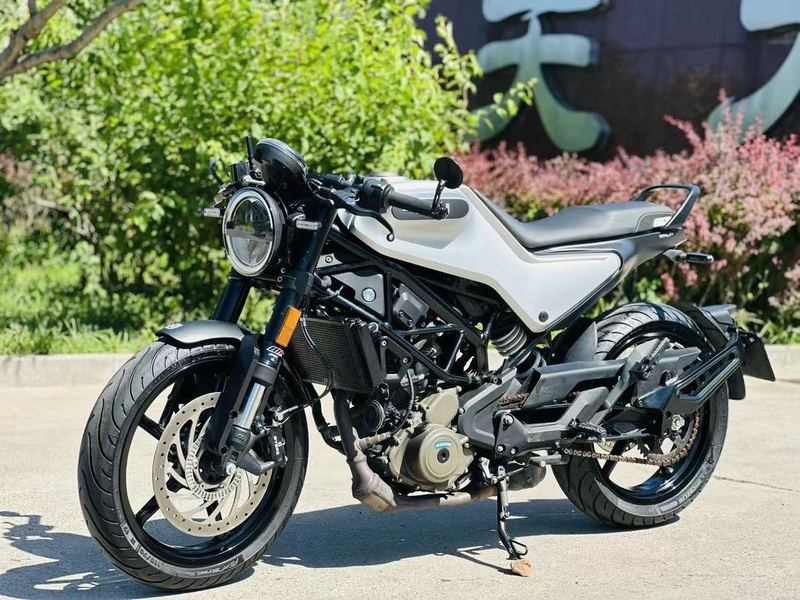 二手HUSQVARNA白箭 401