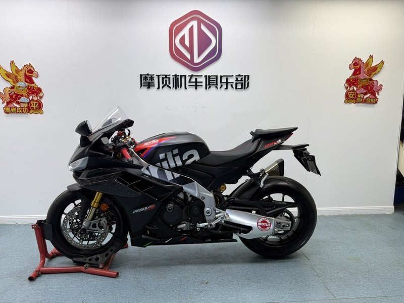 二手阿普利亚RSV4