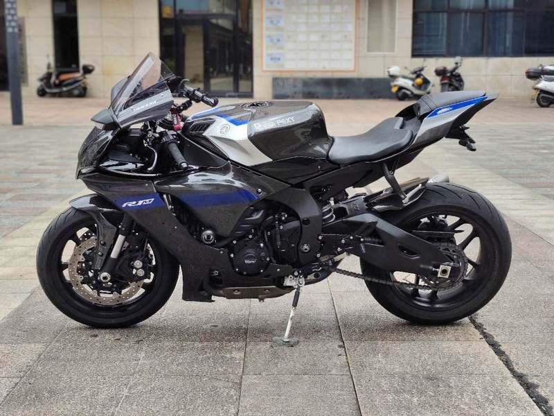 二手雅马哈YZF-R1