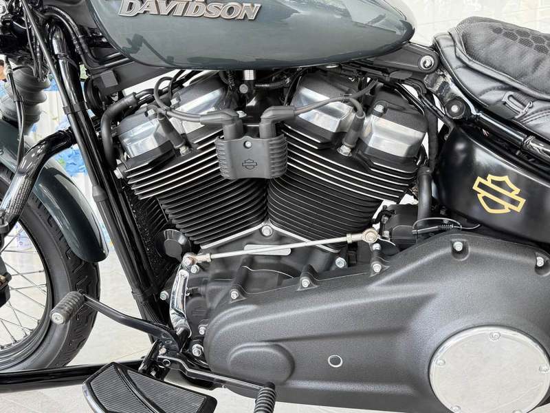 二手哈雷戴维森街霸 Street Bob