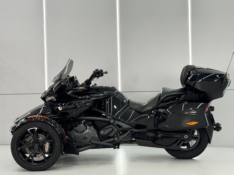 二手庞巴迪Spyder F3 