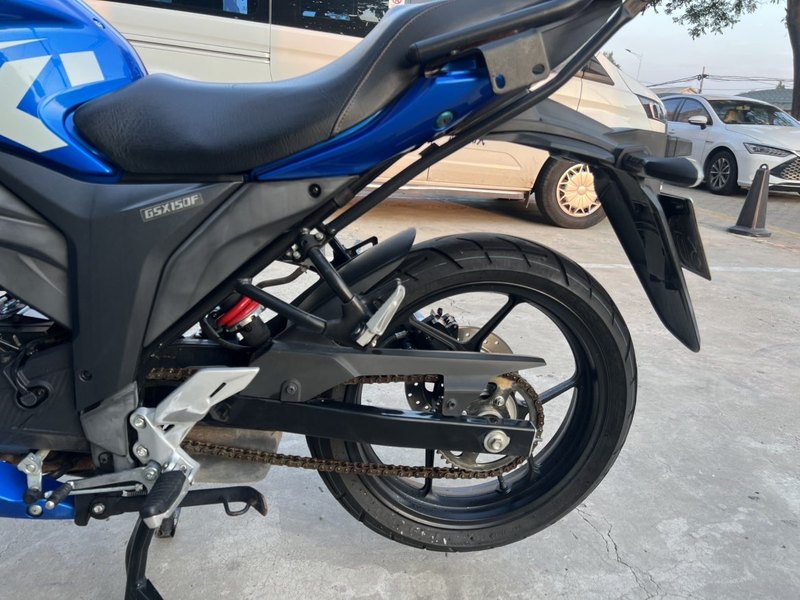 二手济南铃木极客飒 Gixxer 155