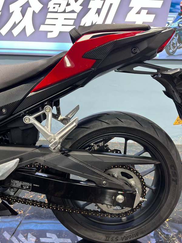 二手本田CBR400R