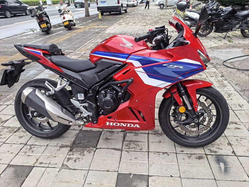 二手本田CBR400R