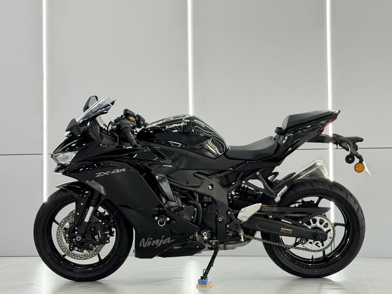 二手川崎ZX-4R