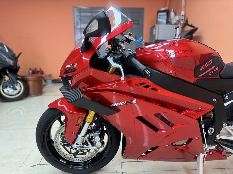 二手张雪机车820RR