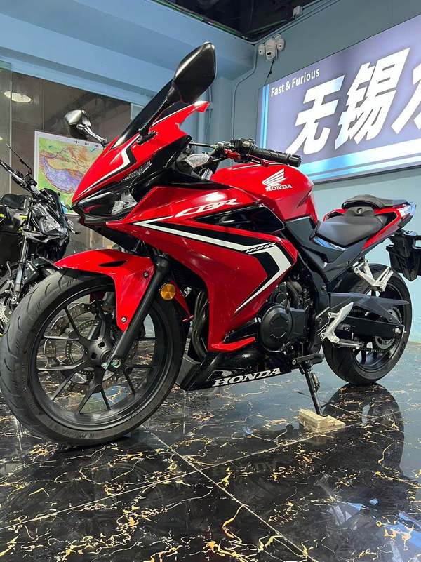 二手本田CBR400R
