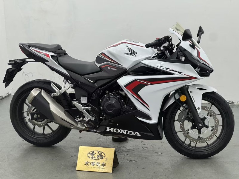二手本田CBR400R