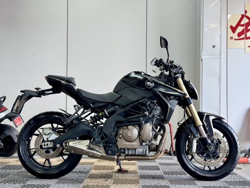 二手QJMOTOR追600