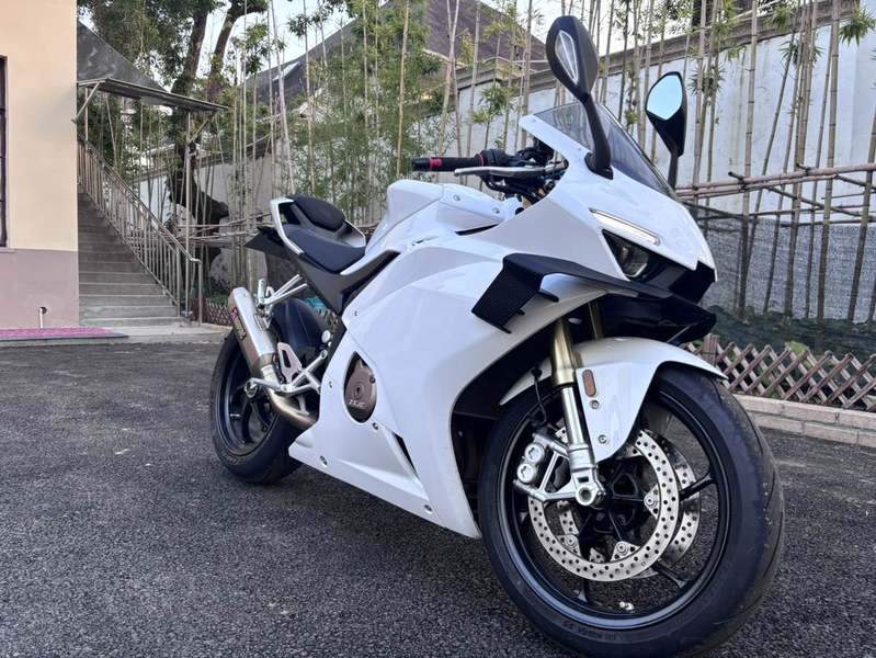 二手张雪机车500RR