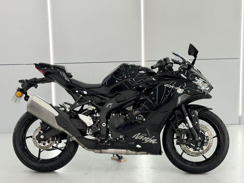 二手川崎ZX-4R