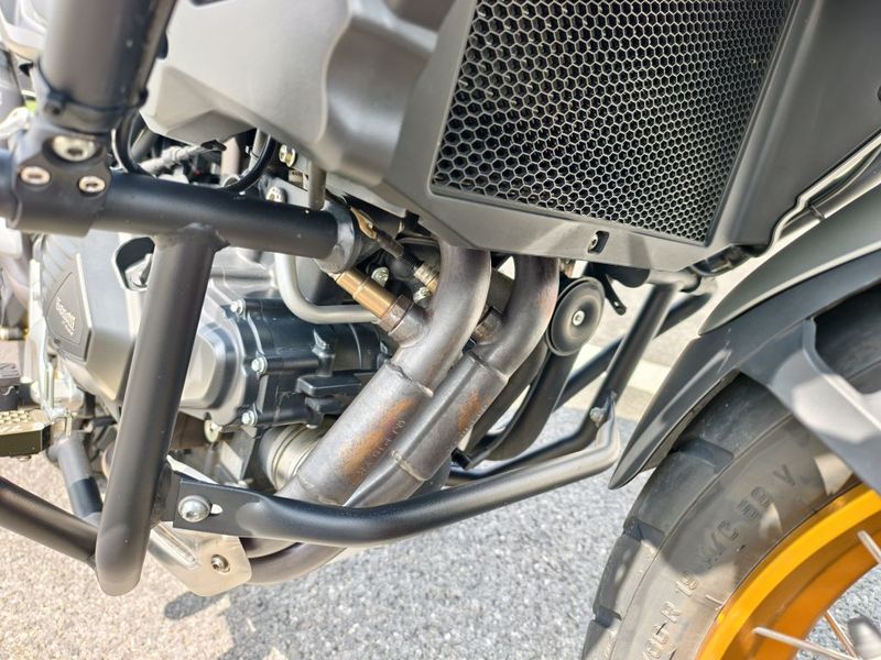 二手贝纳利金鹏 TRK502
