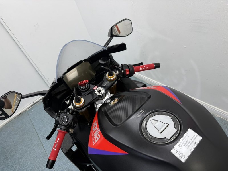 二手阿普利亚RSV4