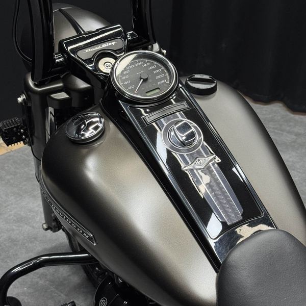 二手哈雷戴维森路王 Road King