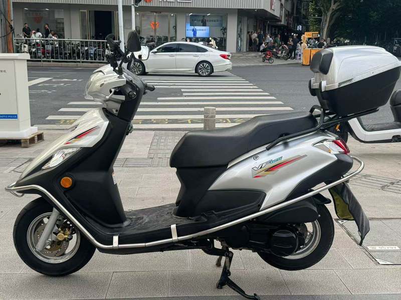 二手豪爵VF125