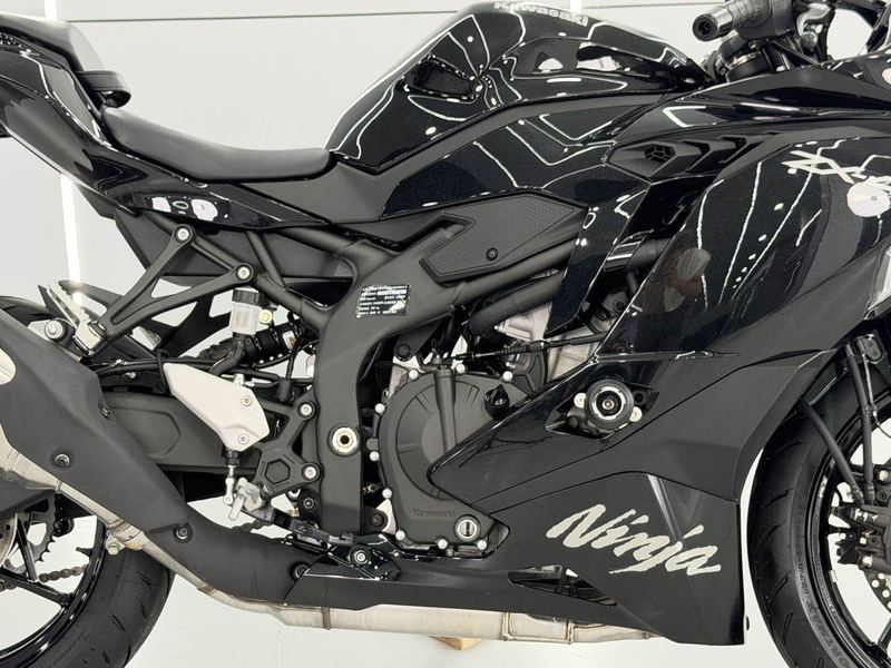二手川崎ZX-4R