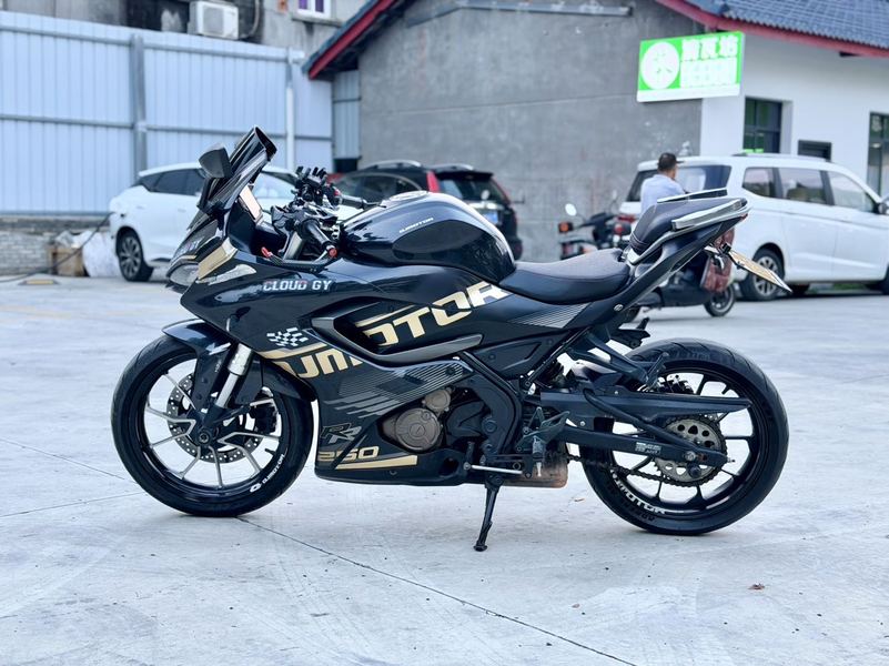二手QJMOTOR赛250