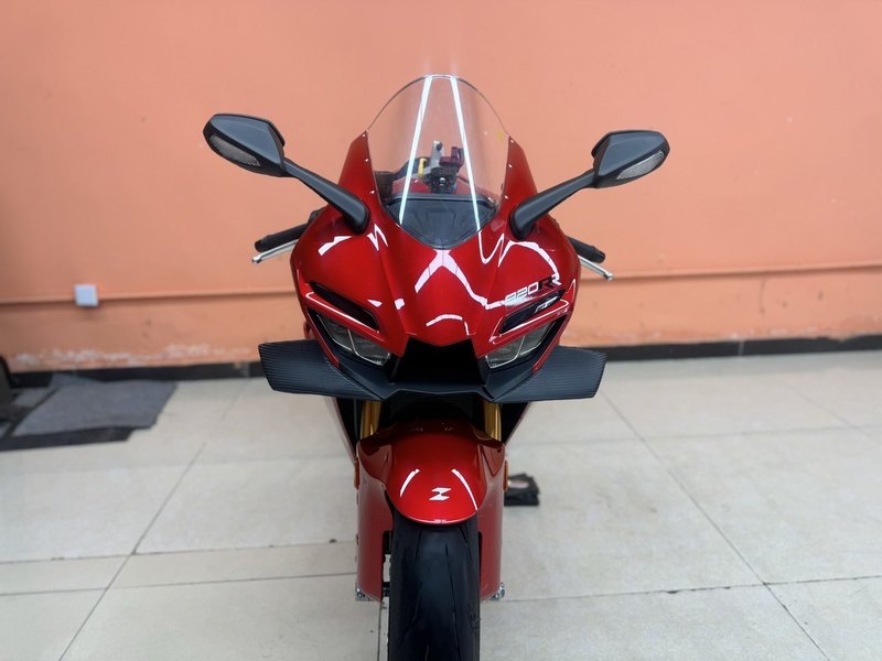 二手张雪机车820RR