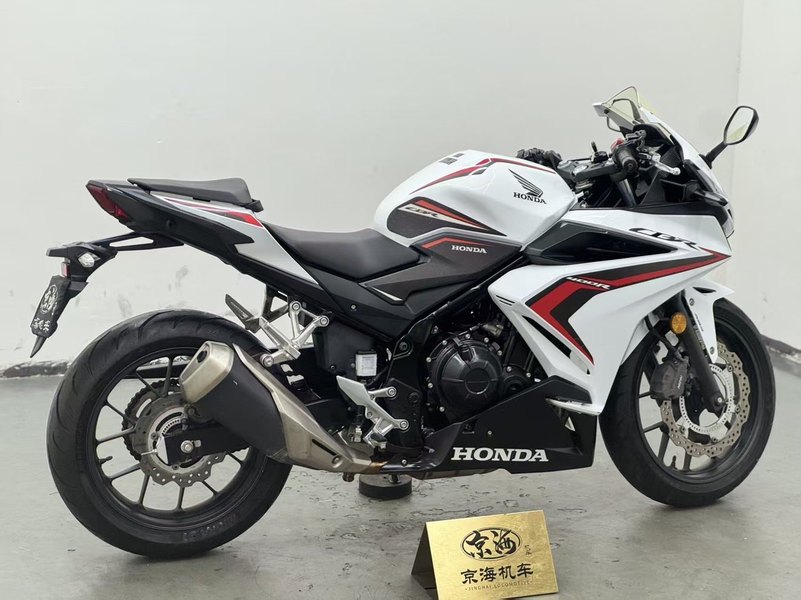 二手本田CBR400R