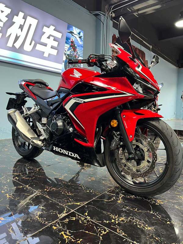 二手本田CBR400R
