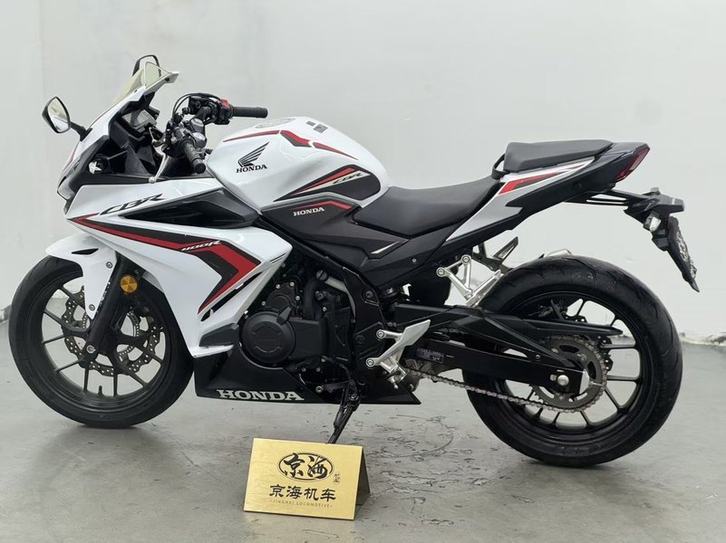 二手本田CBR400R