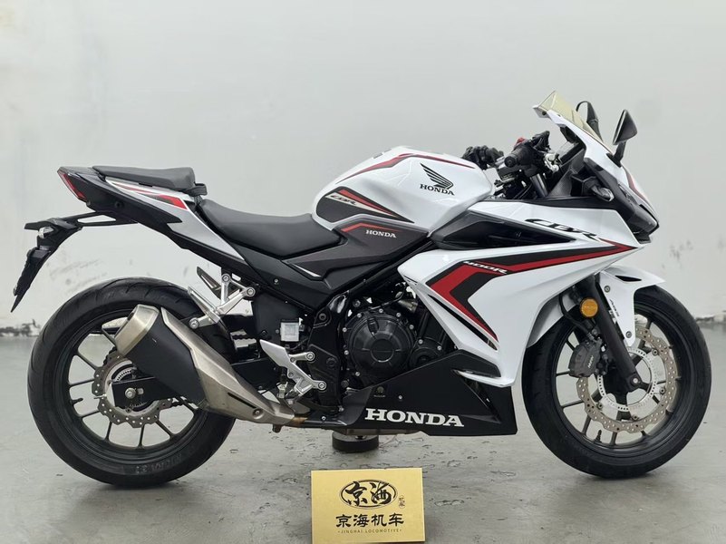 二手本田CBR400R
