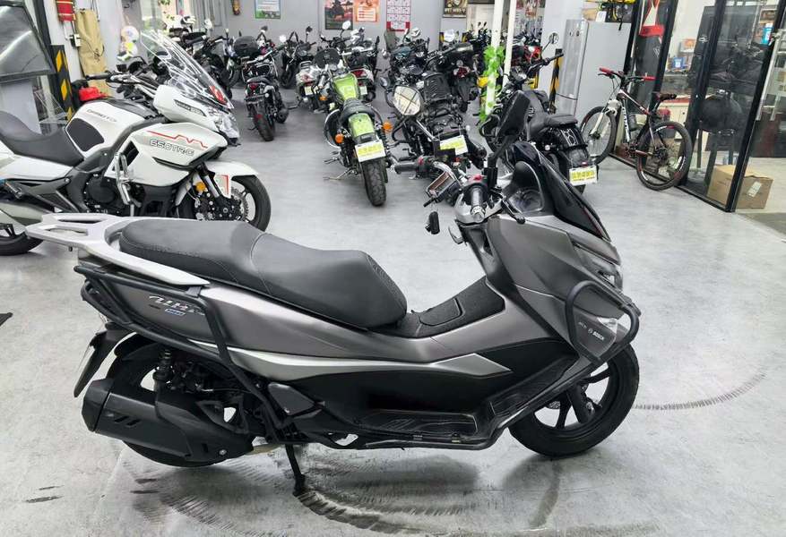 二手豪爵UHR150