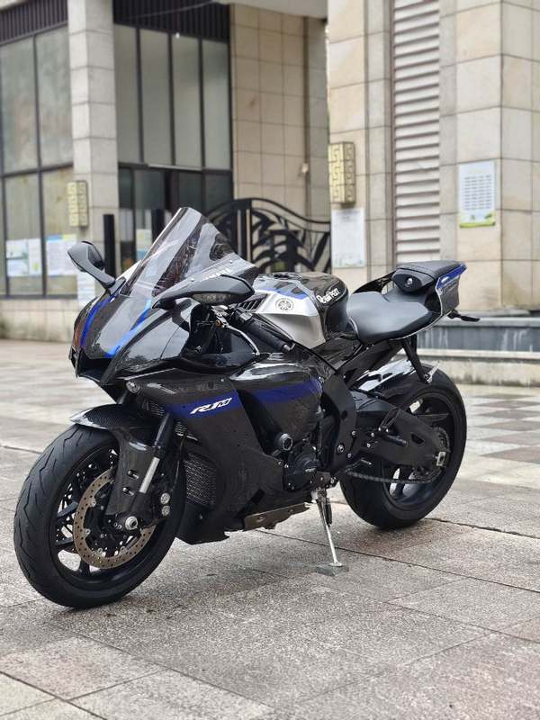 二手雅马哈YZF-R1