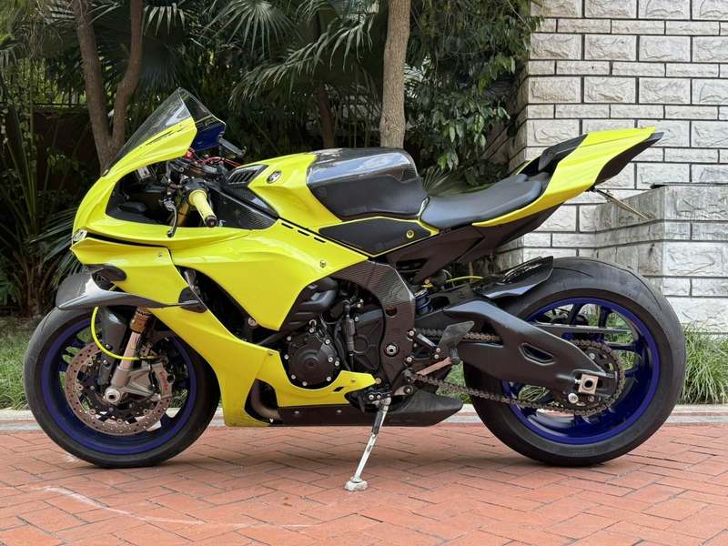 二手雅马哈YZF-R1