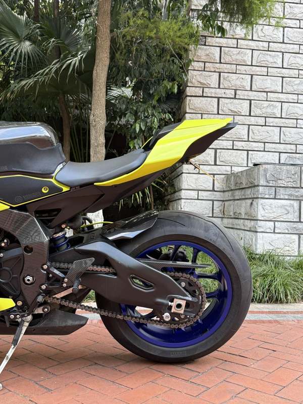 二手雅马哈YZF-R1