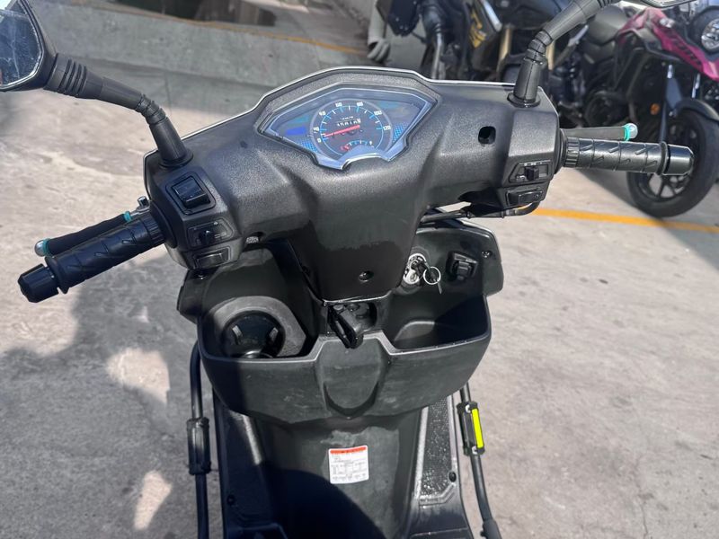 二手豪爵速道 VD125/S