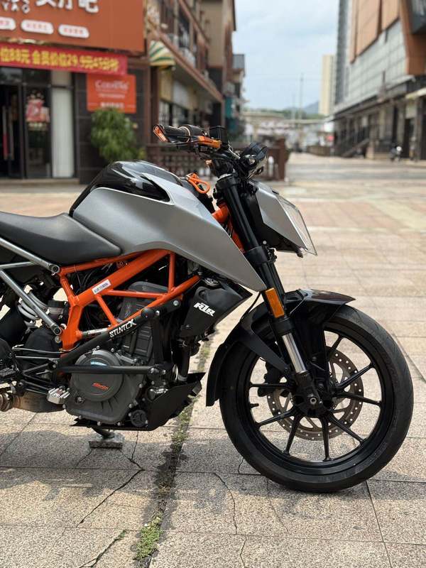 二手KTMR2R250 Duke