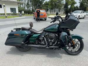二手哈雷戴维森公路滑翔 Road Glide