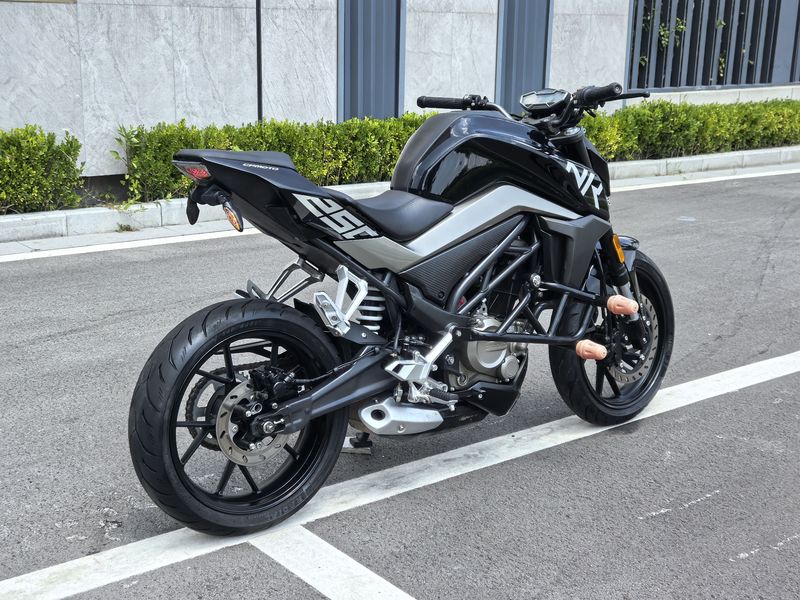 二手春风250NK